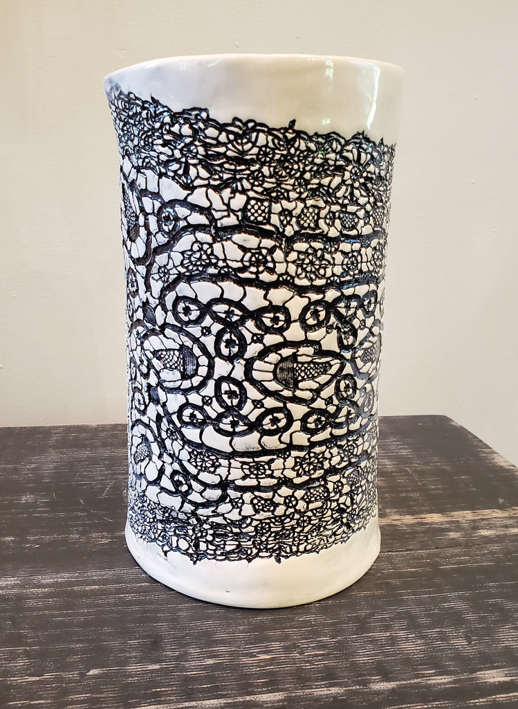 JRN- Bruna's Acorn Lace Vase