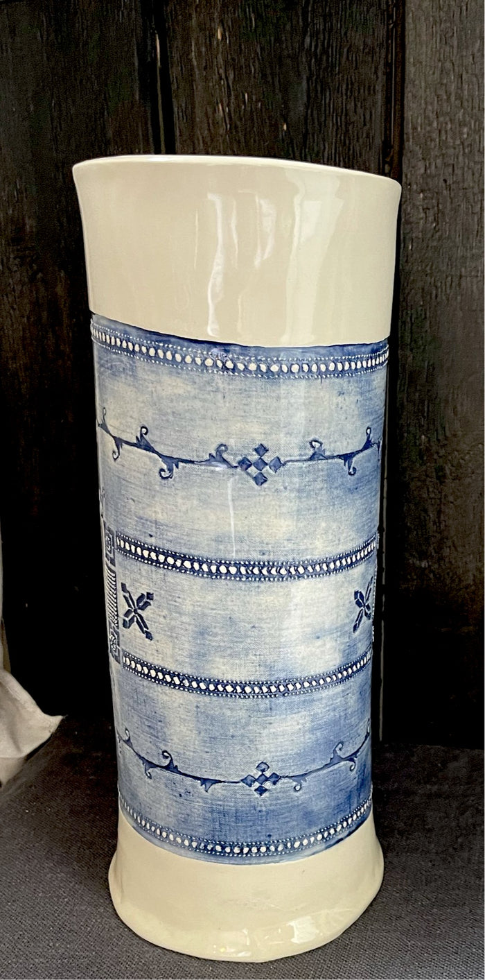 JRN - Oversized Bowen Placemat Vase
