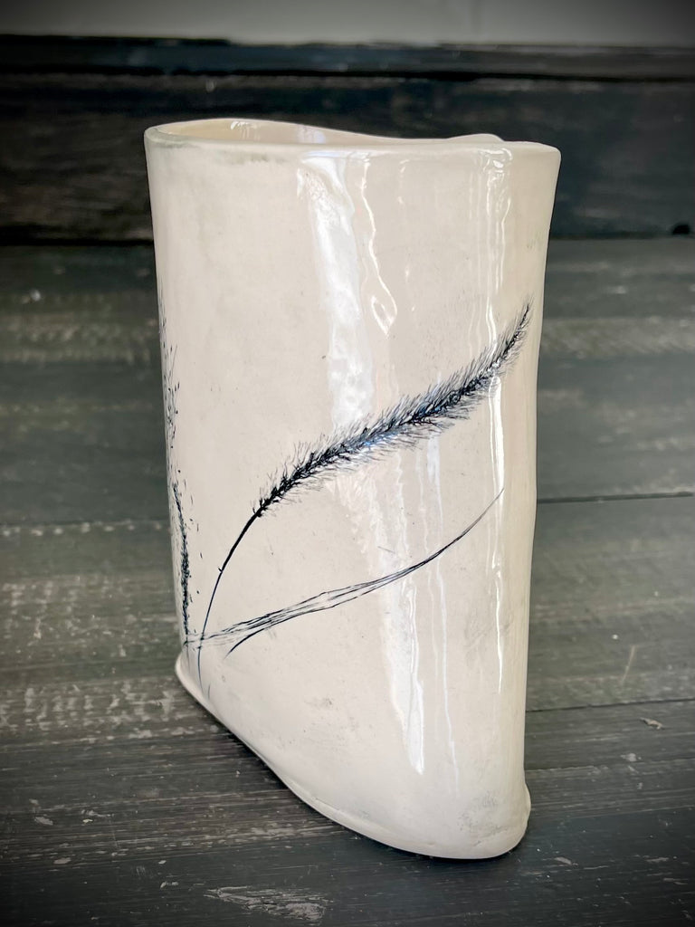 JRN Grass Vase