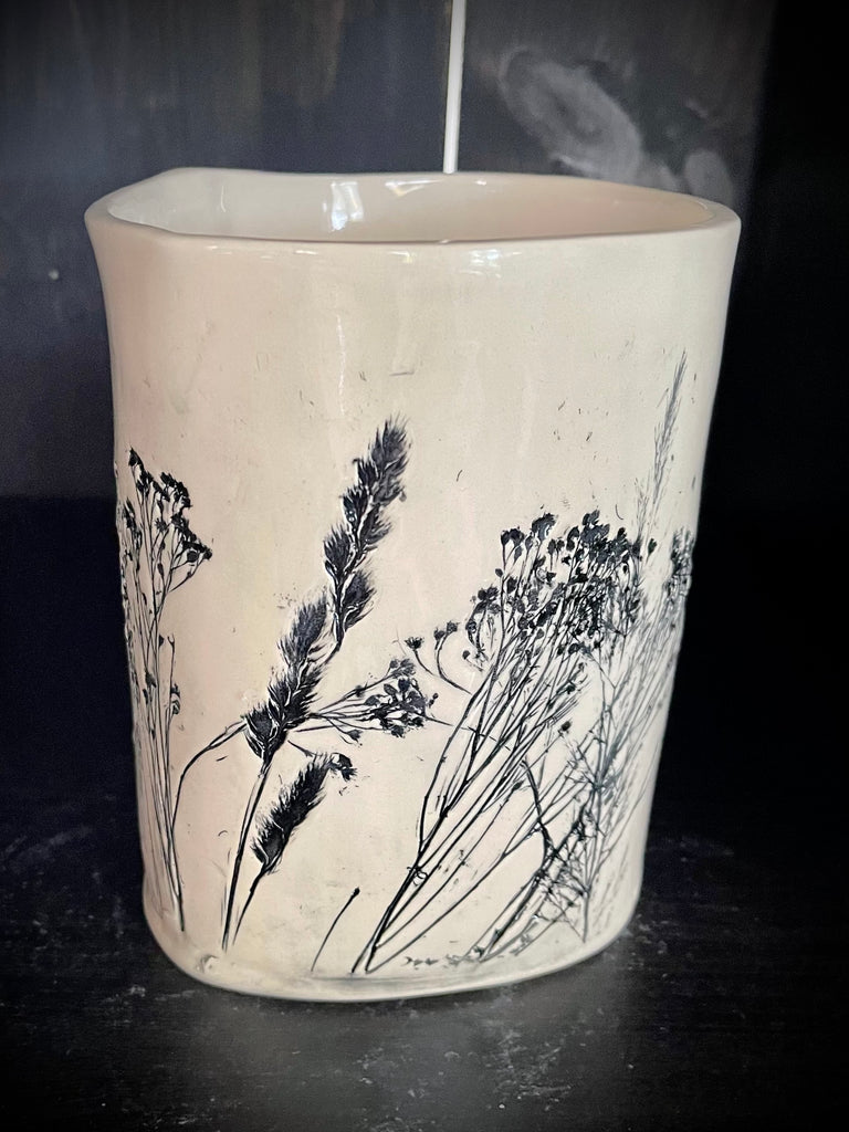 JRN - Pottery Captured Grass Vase